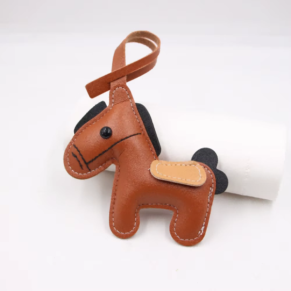 Fashion Top Layer Hot Bag Leather Keychain Pony Pendant Accessory