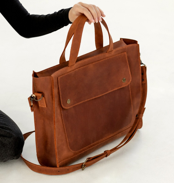 Vintage women&#8217;s handbags are sturdy and stylish