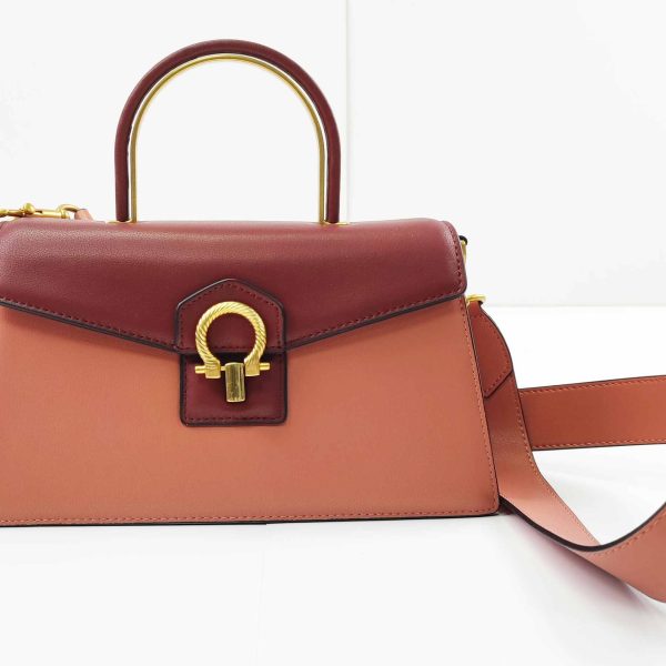 Custom Ladies’ Genuine Leather Chic Handbags